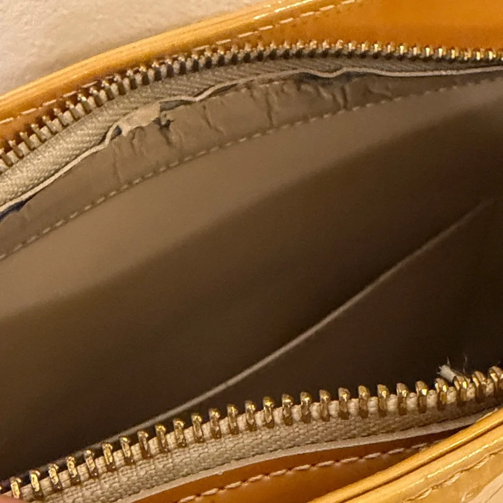 Louis Vuitton Vernis Mustard Yellow Tote Bag - Picture 9 of 10